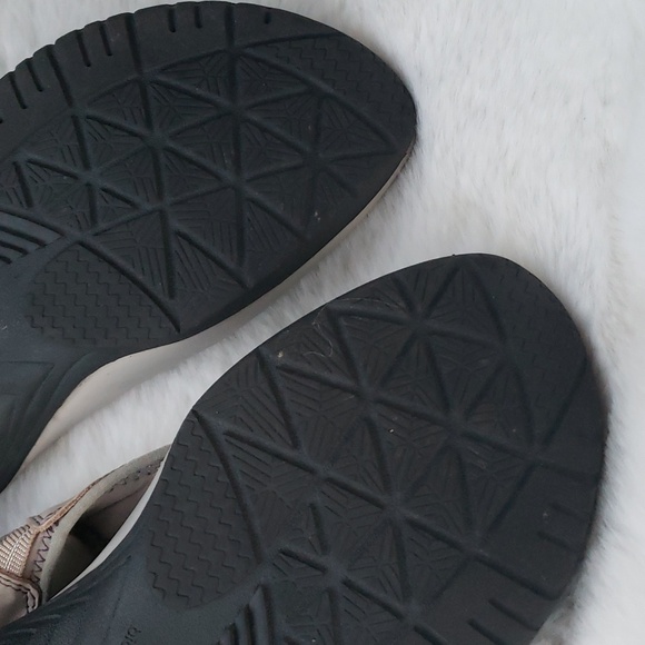 Earth sandal size 9 - Picture 8 of 8